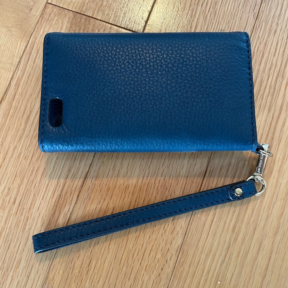 Michael Kors Navy Clutch With Phone Case - NWOT - Picture 3 of 9